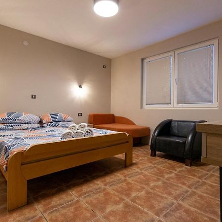 Bitrak Guest House Ohri Dış mekan fotoğraf