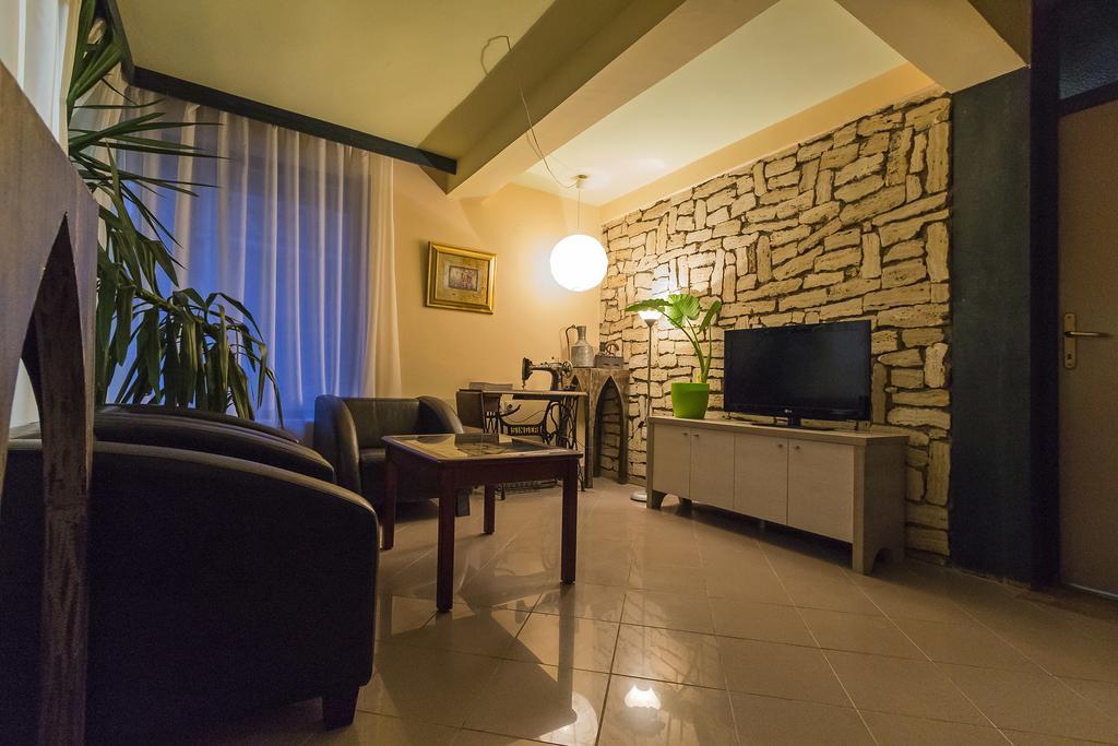 Bitrak Guest House Ohri Dış mekan fotoğraf